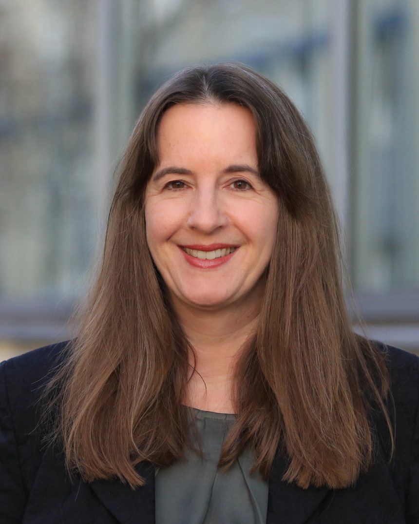 Eva Hoppmann, Hoppmann Communications